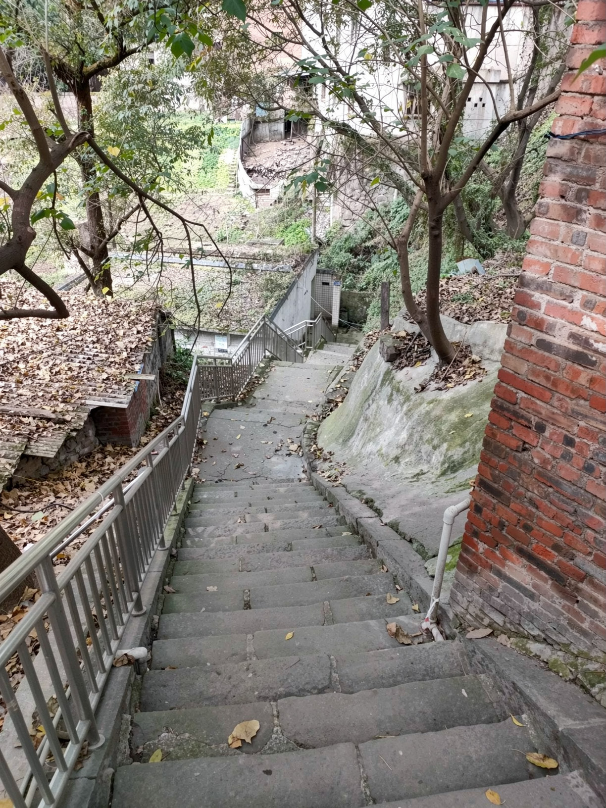 綦江老火车站