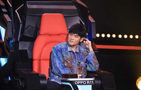 周杰伦惨遭“剃光头”