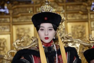 范冰冰，一个令人听到后倍感五味杂陈的名字。