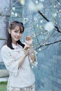 木逢金克貌如花，丙逢壬制颜如玉