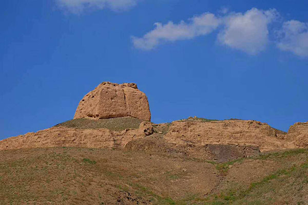 八字土多人的性格