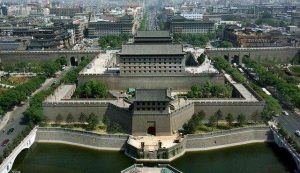扩建后的西安城墙，周长13962米，“西安城”的面积也达到了11.5平方公里
