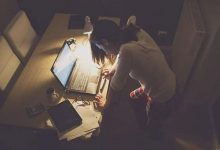 拼多多女孩加班后猝死：那些拿命换钱的人，后来可能要拿钱换命_桂启洪个人网站