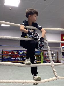 为什么中国式父母不爱夸孩子？