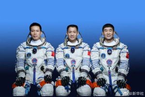 神舟十二号航天员名单确定