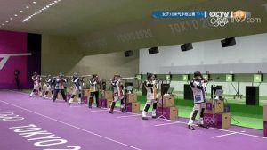 中国首金！女子10米气步枪00后小将杨倩夺冠（组图）