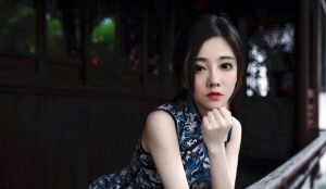 其中冯提莫成为了他最得宠的一个，10个月的时间了为她砸下了160万