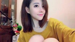 不少人都怀疑冯提莫和会计背后有什么不一般的关系