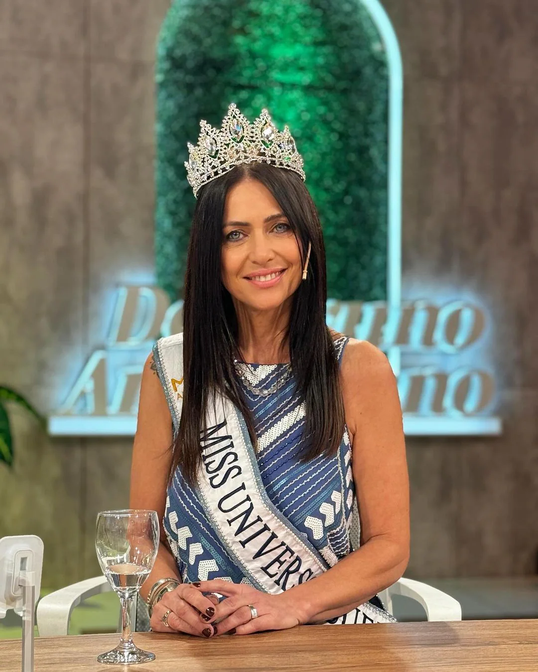 60岁的布宜诺斯艾利斯环球小姐冠军亚历昂德拉·罗德里格斯（Alejandra Rodríguez）